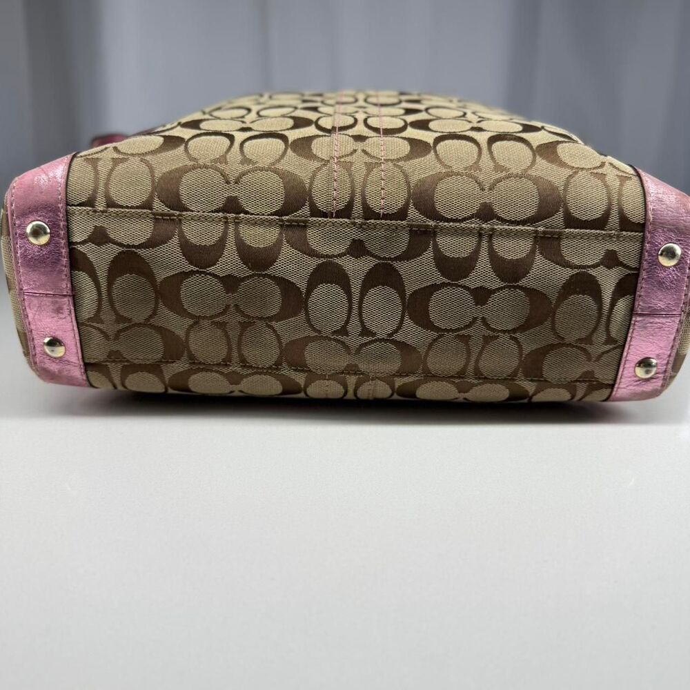 Coach Metallic Pink Shoulder bag - Picture 3 of 8